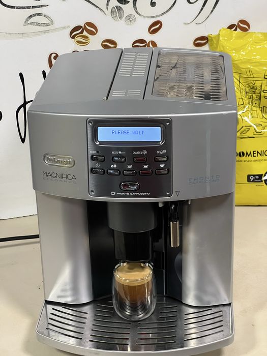 Кафемашина кафе автомат delonghı magnifica Elegance с гаранция