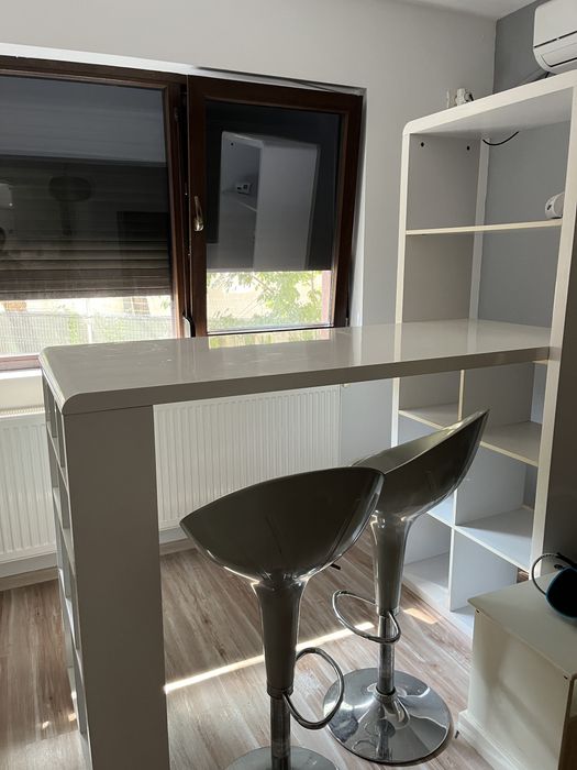 Set masǎ bar si 2 scaune