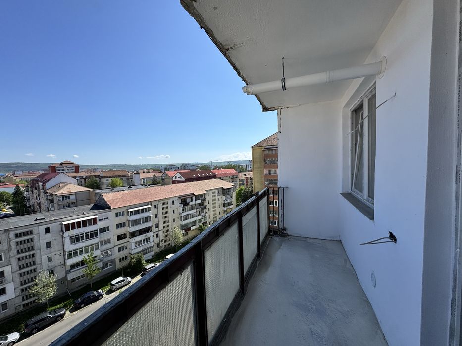 Proprietar vand  apartement 3 camere blvd. Mihai Viteazu