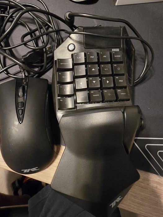 Kit Tastatura cu Mouse Hori pt PS4