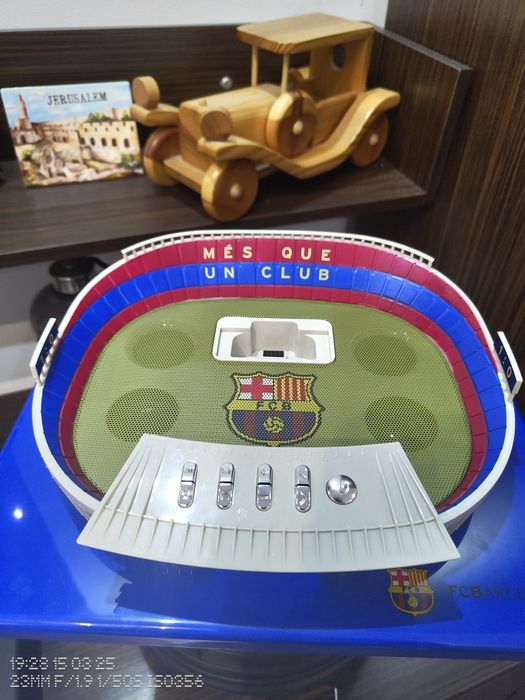 Fc Barcelona Camp Nou Radio, ceas, statie dock