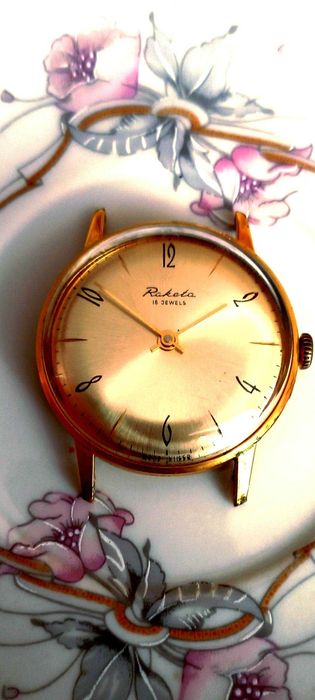 Часовник Ракета позлатен