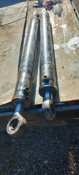 Cilindri hidraulici  2,64 m