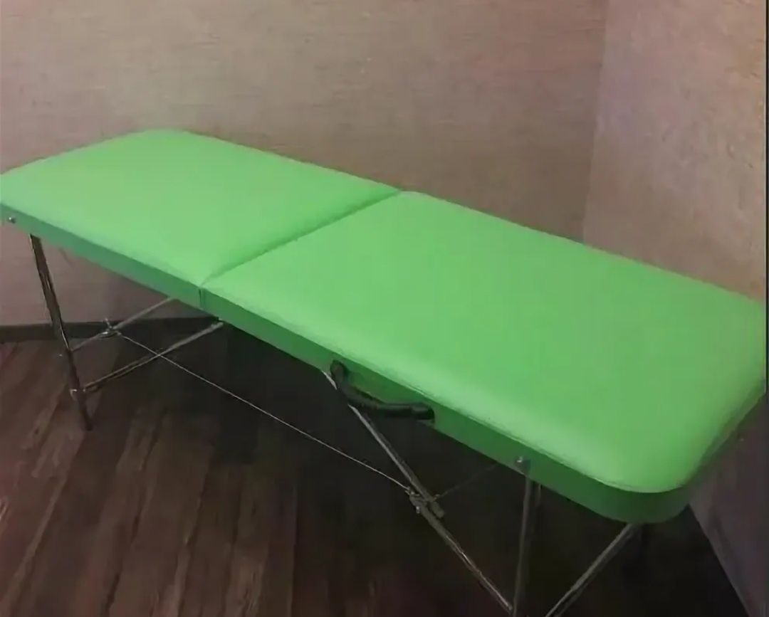 Продам красивую кушетку