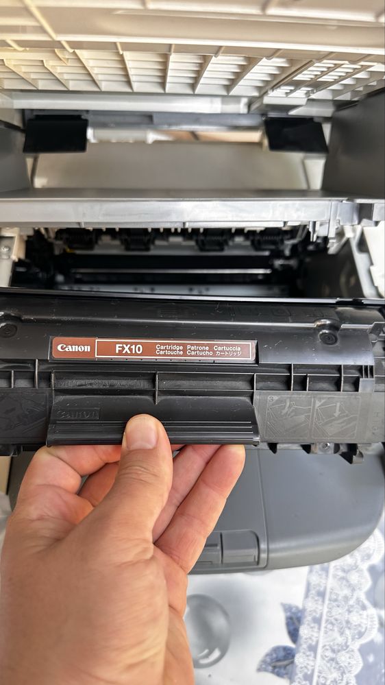 продам 4018 как новый Canon 4010 3 в 1  sotiladi kam ishlagan