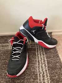 Оригинални Мъжки маратонки Nike Jordan Max Aura 3-50,5номер