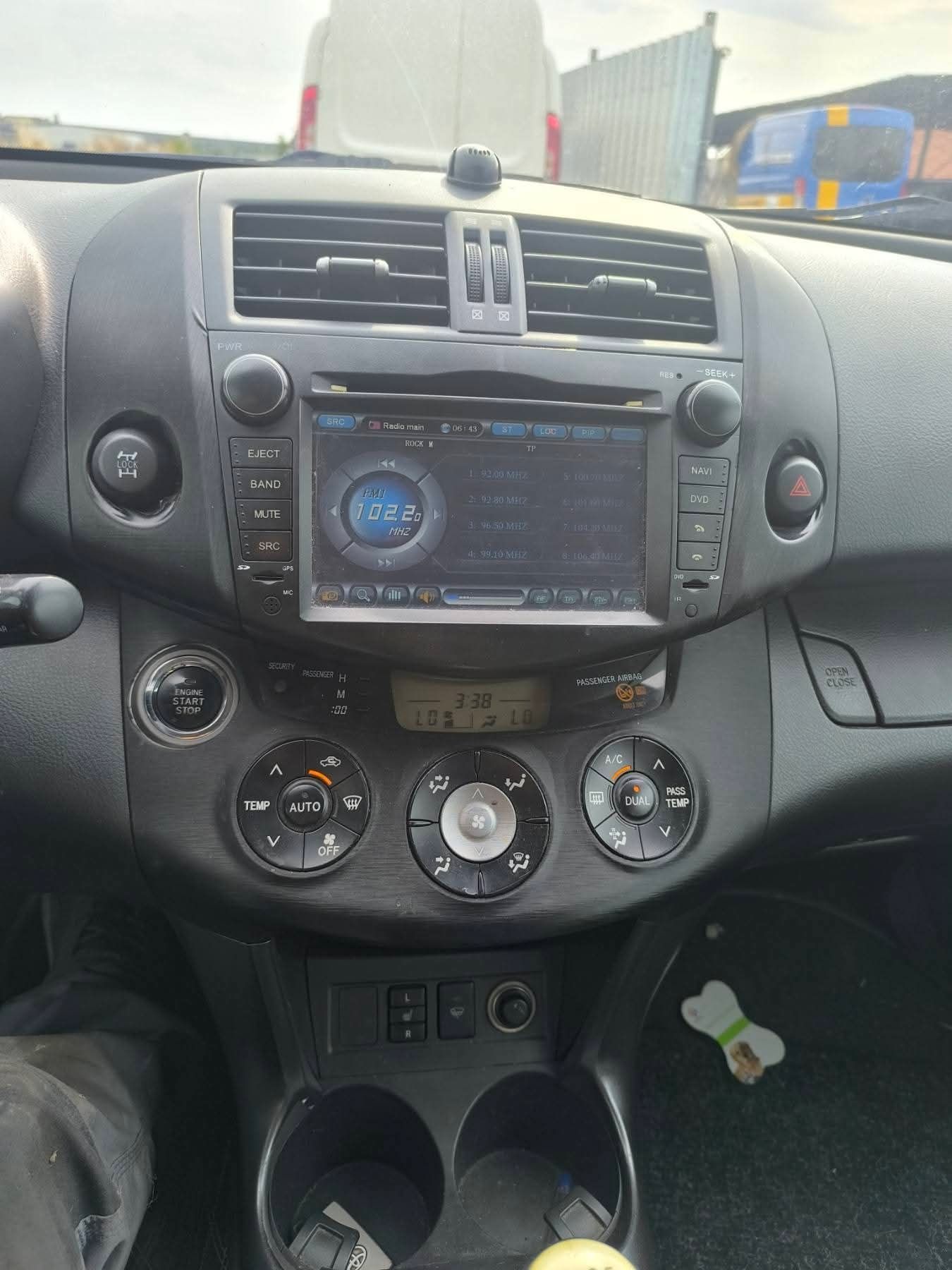 Toyota rav4 lll 2.2 diesel 177kc 2010