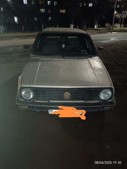 Продам гольф 2 двигатель 1,8 в хорошем техническом состоянии