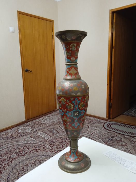 Индийская ваза  чёрная