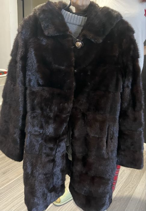 Коричневая норковая шуба