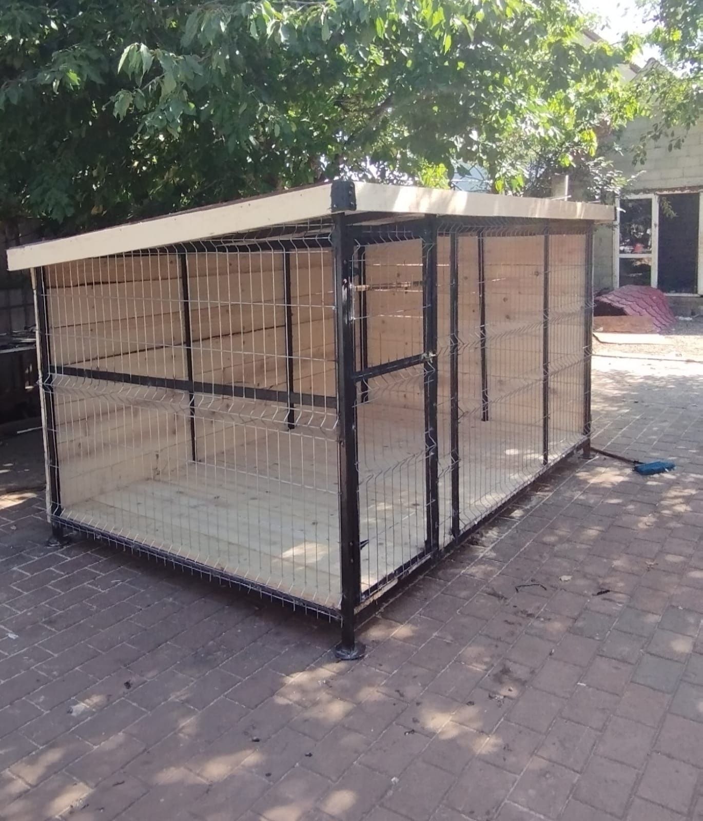 Vând țarc cușcă câine structura metalica groasa +O cușcă cadou