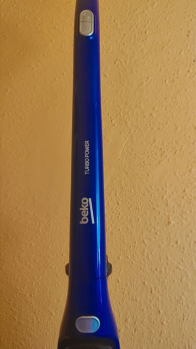 Aspirator vertical BEKO