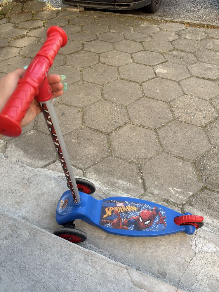 Детска тротинетка SPIDERMAN
