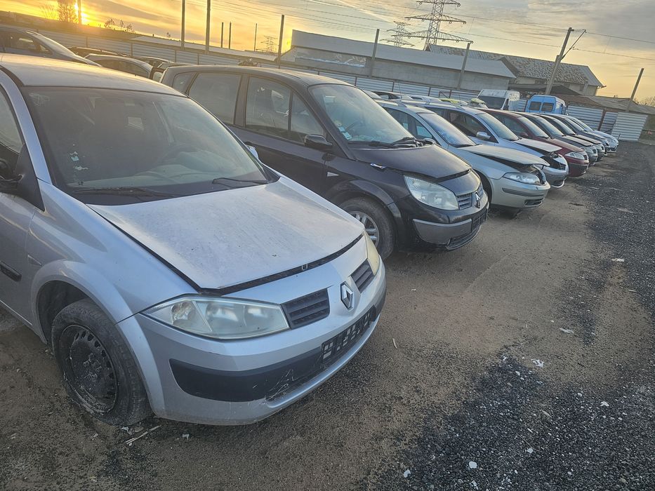 Dezmembrez Renault Megan cabrio/break1.4 16 1.6 16v 1.5dci euro4 piese