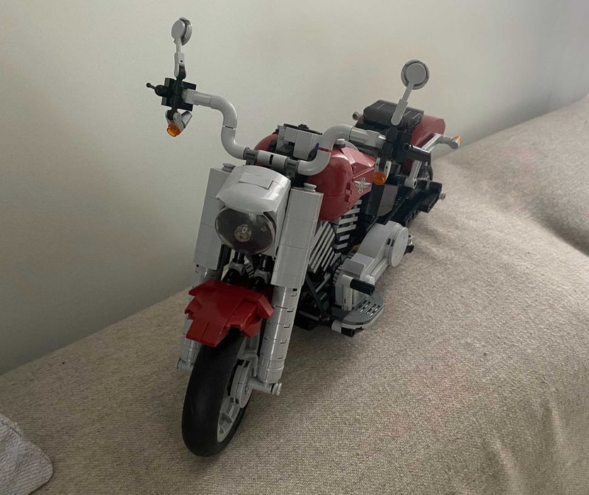 LEGO Creator Expert Harley-Davidson Fat Boy 1023 piese - facuta