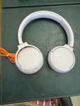 Vand casti JBL bluetooth