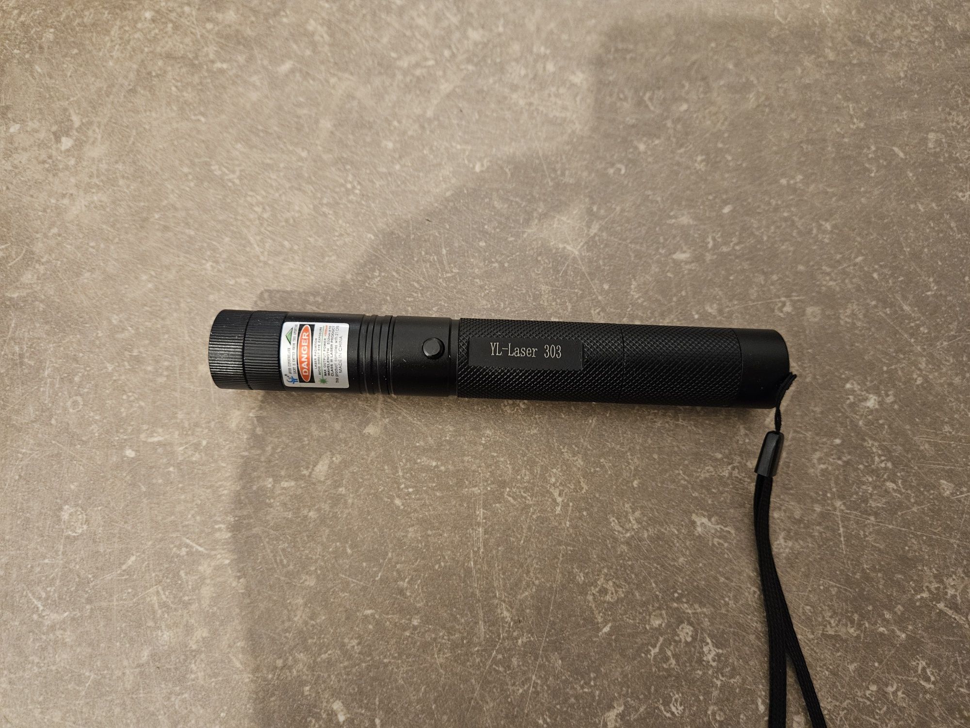 Green laser pointer model YL-laser 303 (raza de 5km)