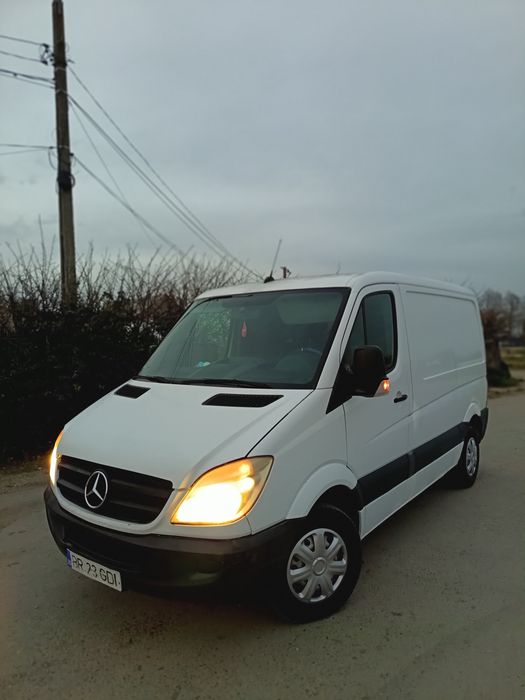 Vând Mercedes sprinter de marfă