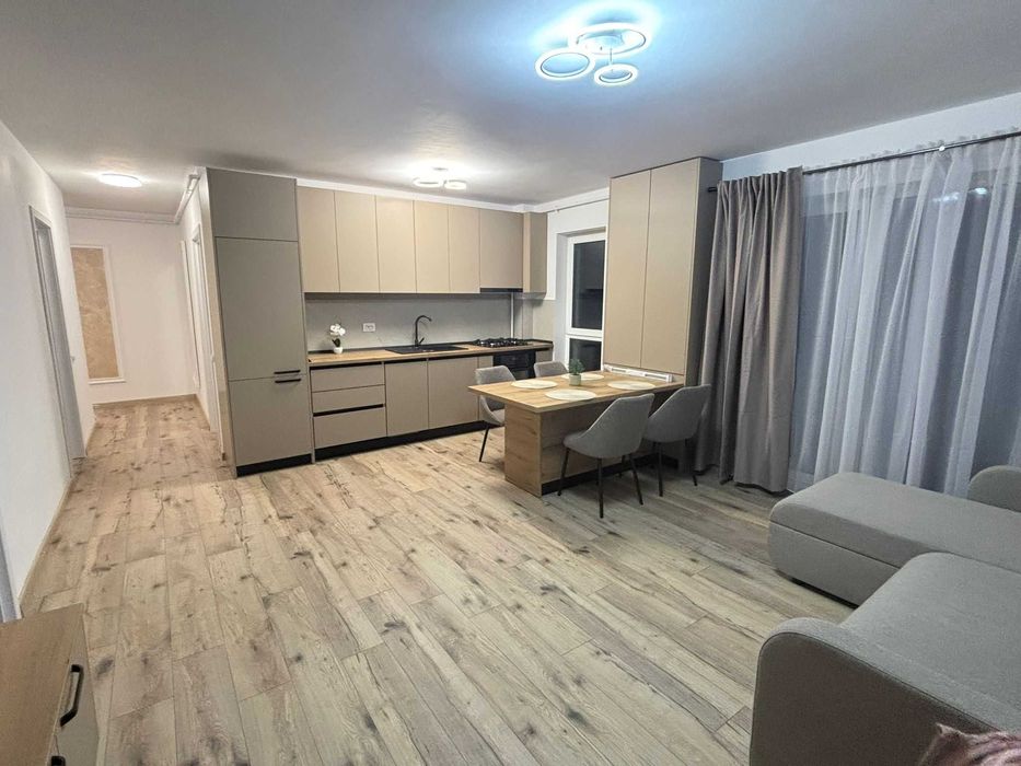 Inchiriez apartament 3 camere, Reghin, River Park