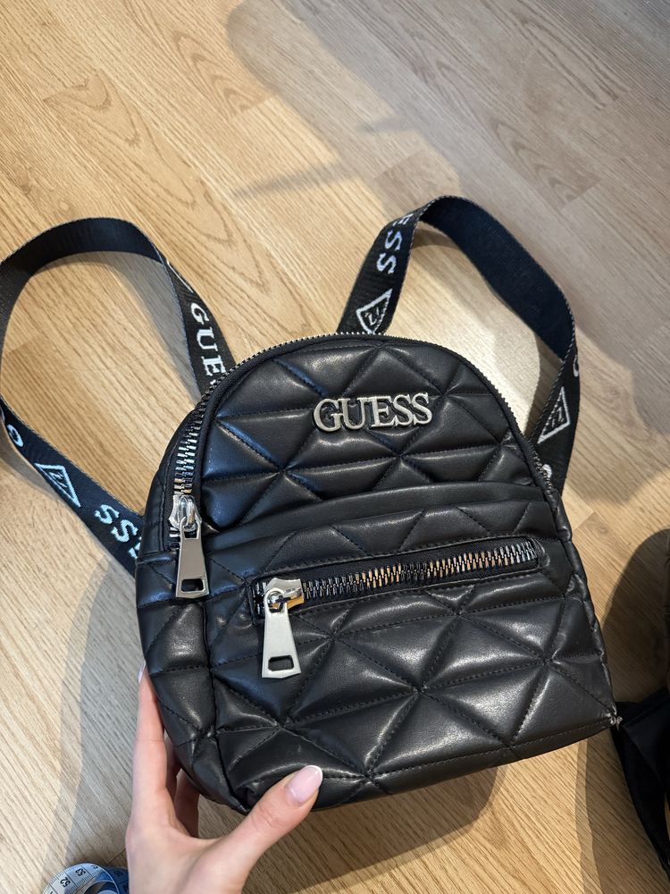 Чанти/раници Guess