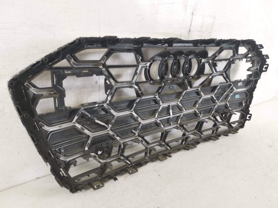 Радиаторна решетка Ауди А6 / Audi A6 C8 Facelift Оригинална Радиаторна