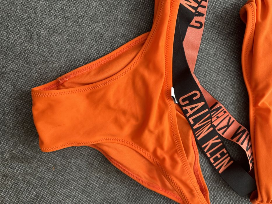 Calvin Klein оригинален страхотен бански