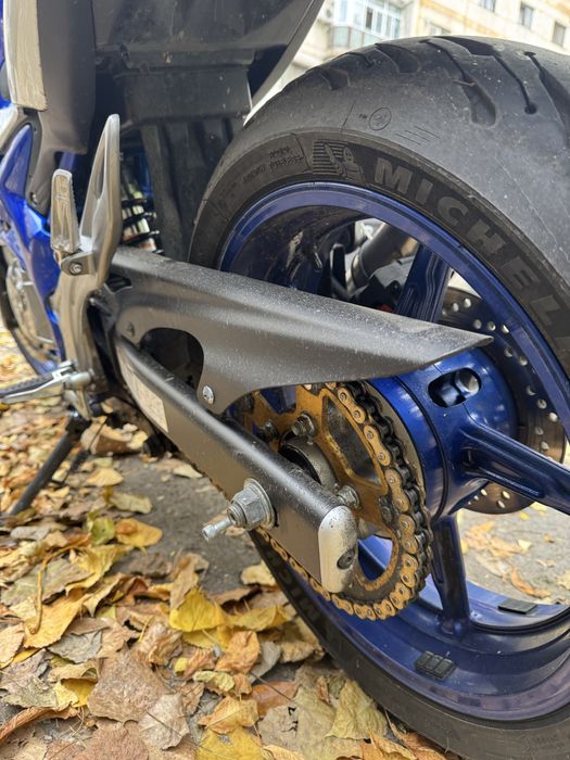 Suzuki SVF650 Gladius A2