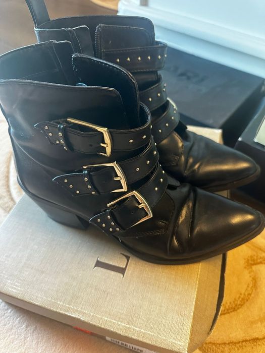 Ghetute piele marimea 40