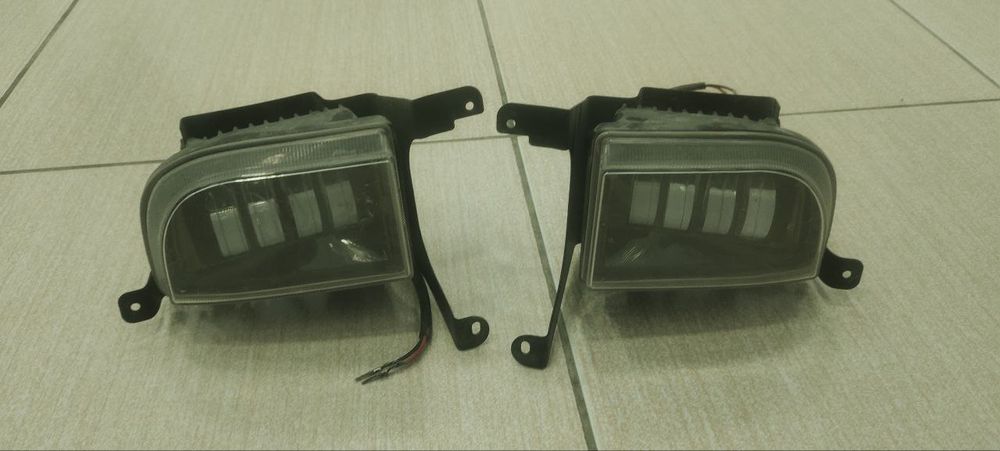 Противотуманный LED фараы 

Цветовая температура: 6000K
Мощность: 30W