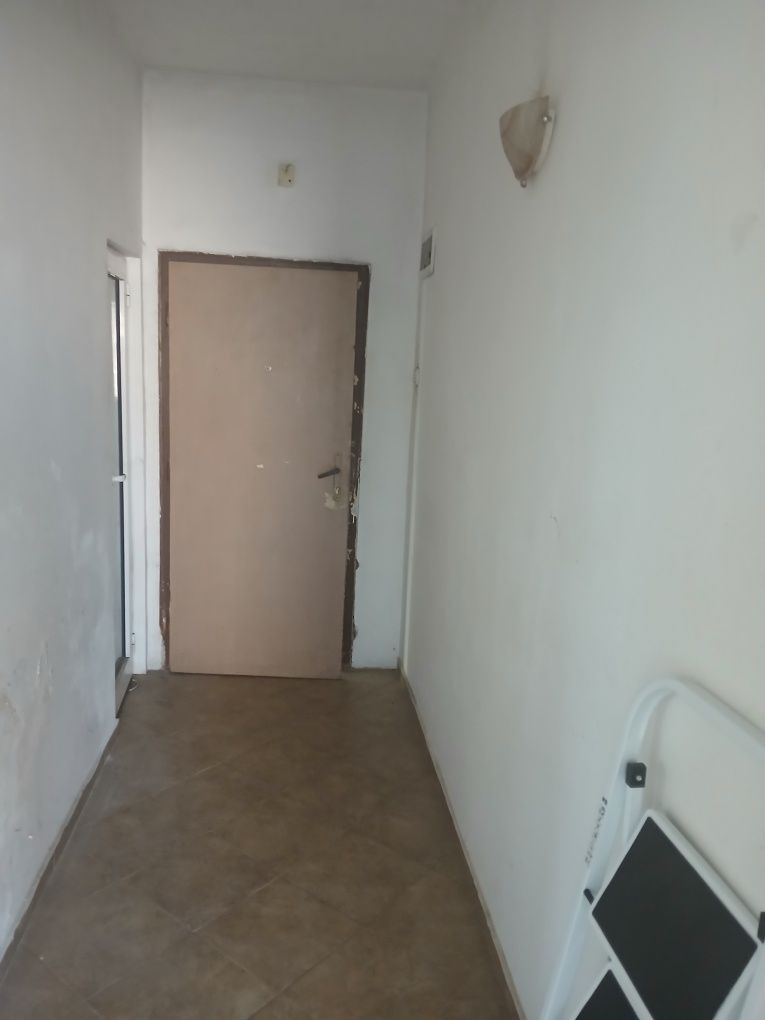 Продава се Тристаен апартамент в Севлиево - 72 кв.м за 957 €/кв.м - Снимка #2