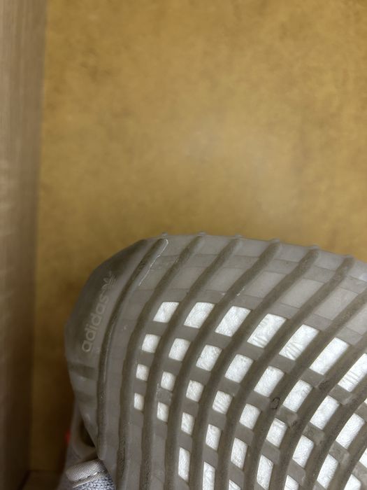 Adidași Adidas Yeezy Boost 350 – mărimea 44