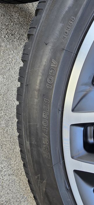 AUDI  Q7 оригинални 21 " джанти  с гуми BRIDGESTONE