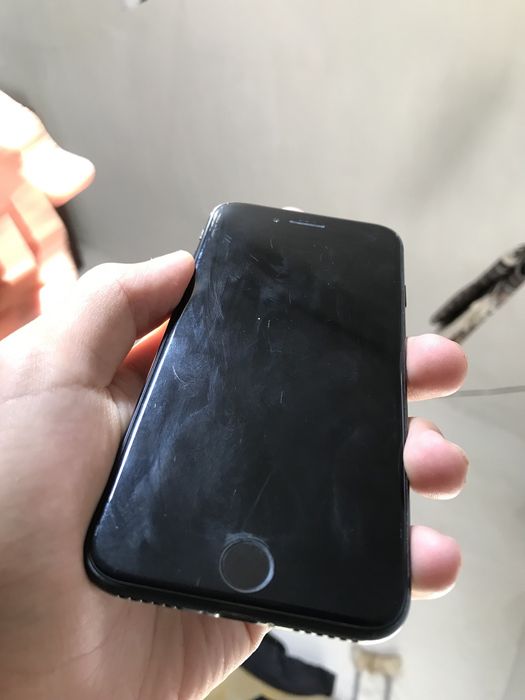 Iphone se 2020 черный