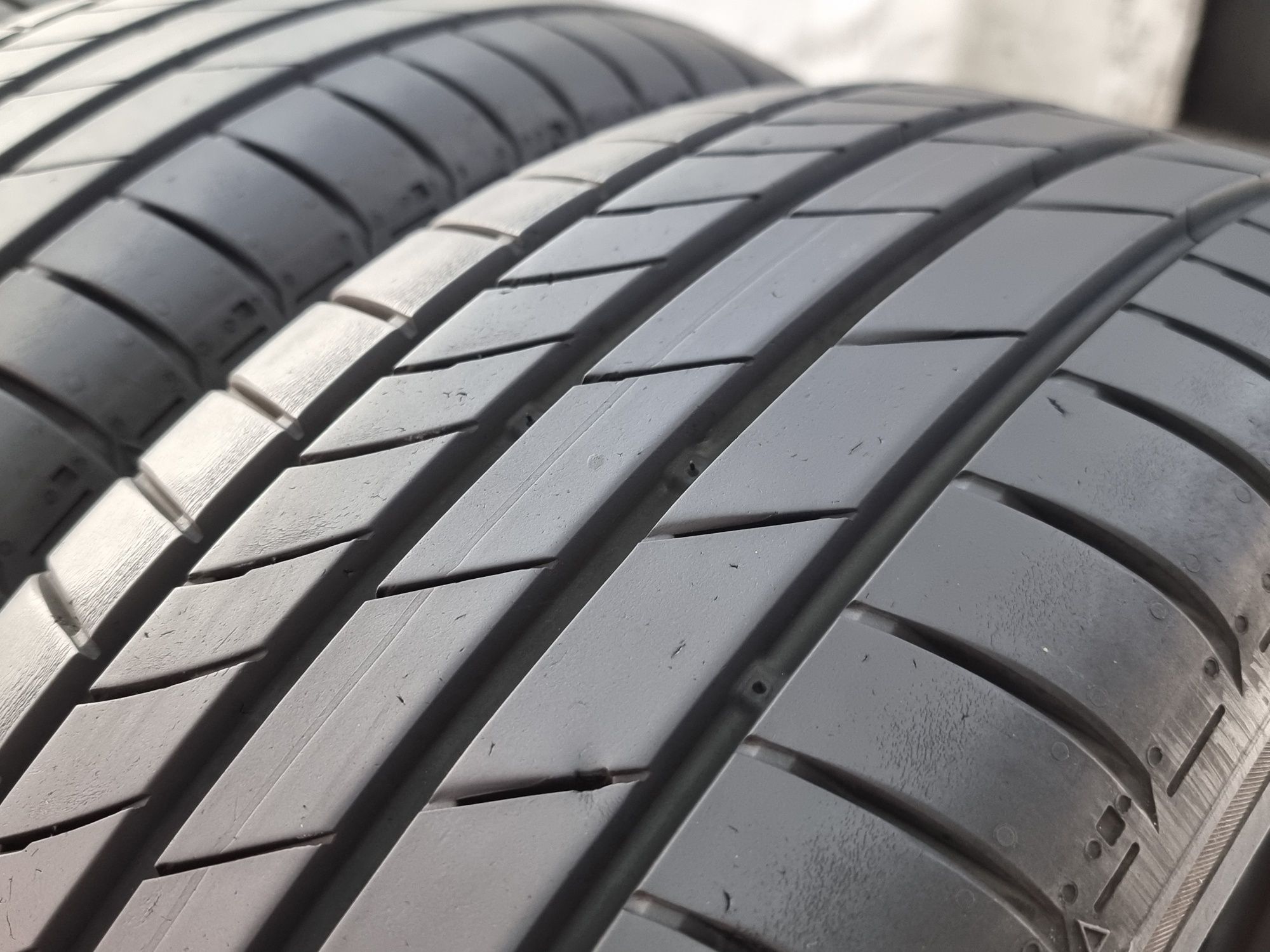 "Dot 22" 205/60/16 Kumho 4Броя: 280лв 7мм