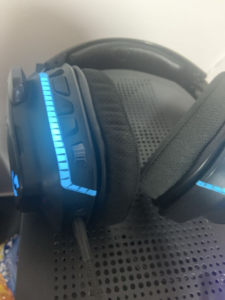 Vand casti logitech g935 URGENT!