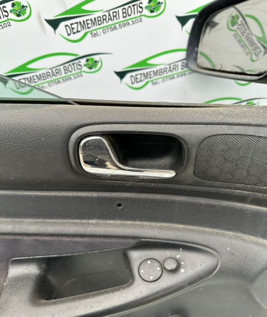 Usa / Portiera fata stanga Audi A4 B5