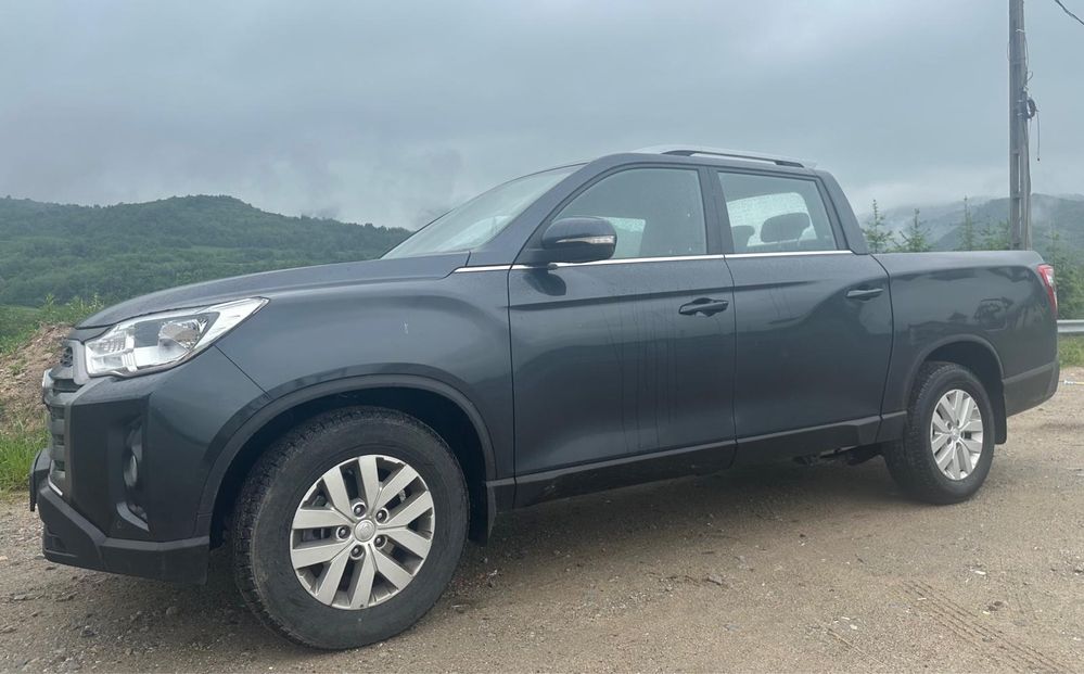 Ssangyong Musso Grand