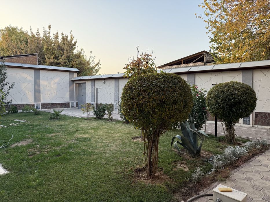 Eski shaxarda uy sotiladi