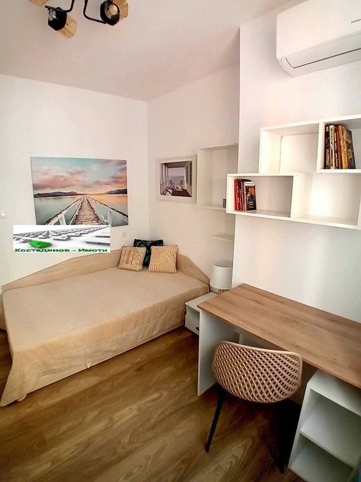 Продава се Тристаен апартамент в Пловдив, Кючук Париж - 68 кв.м за 2471 €/кв.м - Снимка #11