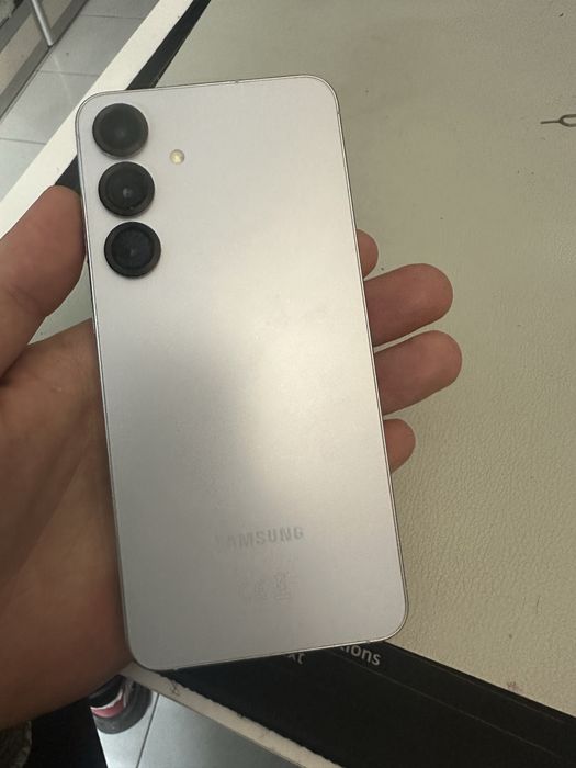 Samsung Galaxy S25 Plus 512GB, baterie 100%, ca nou