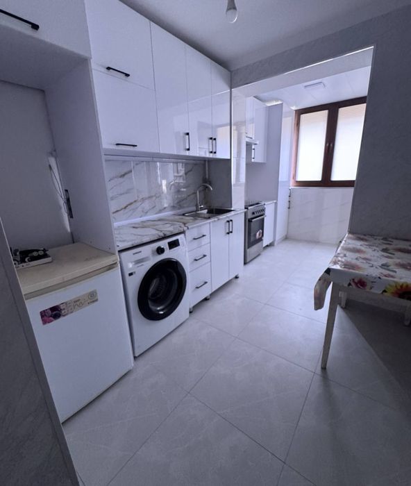 Zangiota tumani  Bek baraka bozori yonida