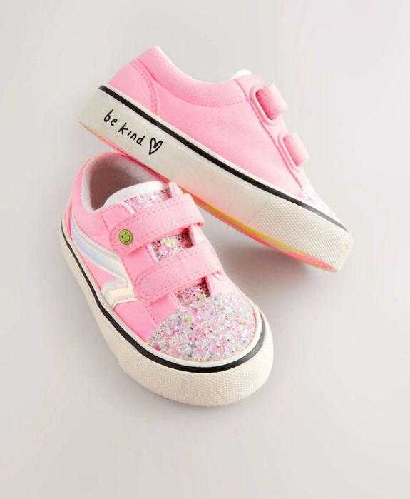 Vând tenisi Next , noi cu eticheta , marimea 25,5 ( 8 UK)