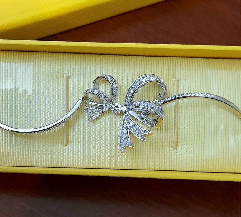 Bratara Swarovski noua