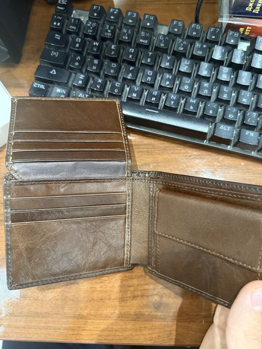 Кошелек сотилади