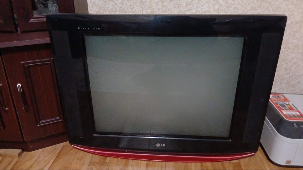 LG телевизор сатылады