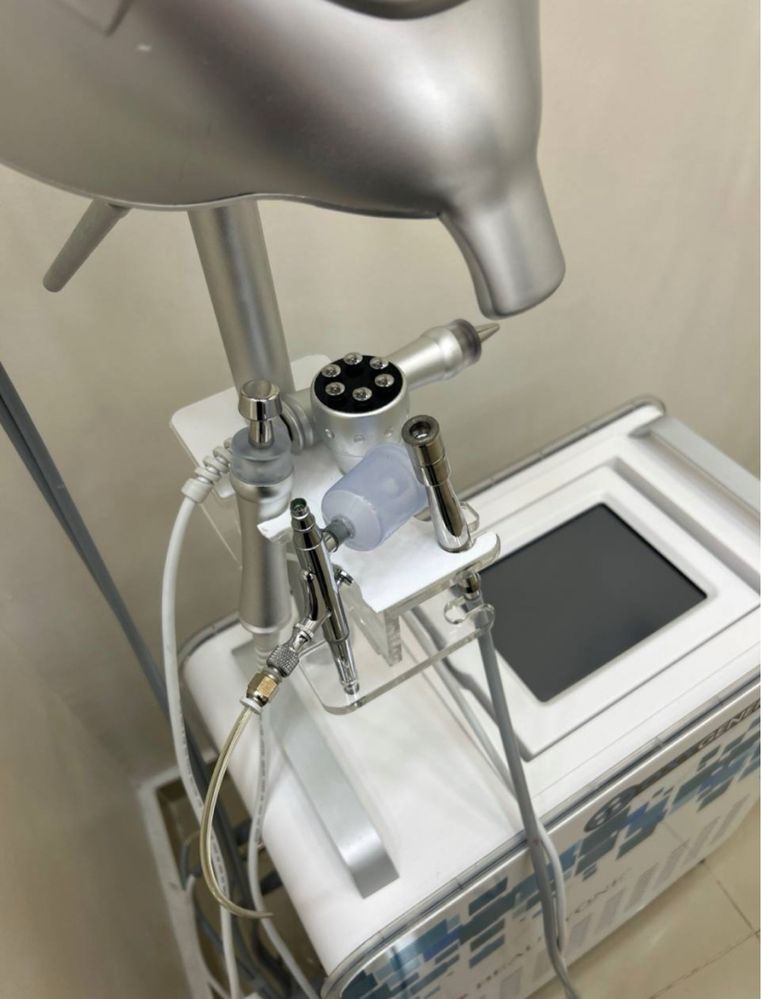 Aparat rejuvenare faciala multifunctional Rf Profesional Hidrogenare,D
