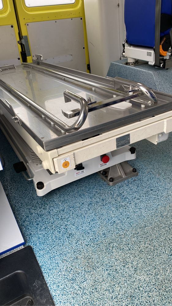 Accesorii ambulanță pat electric cu reglaj