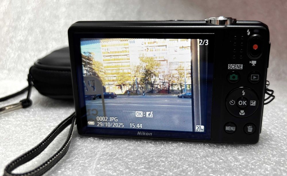 Перфектен! Като нов! Цифров Фотоапарат Nikon Coolpix S6700