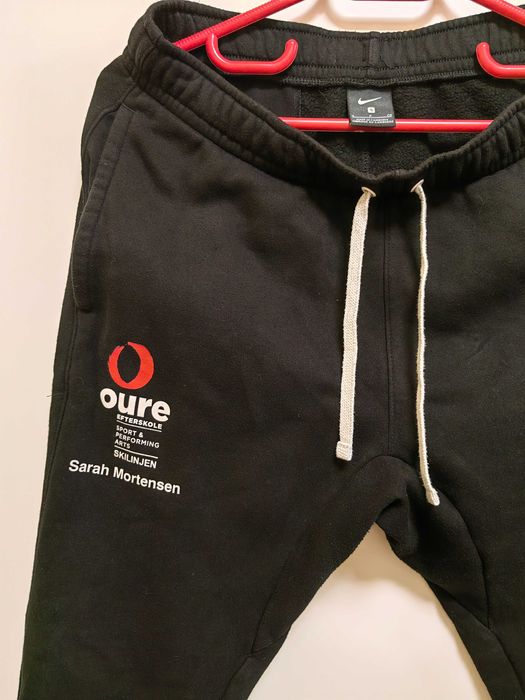 Спортно долнище Nike рязмер S