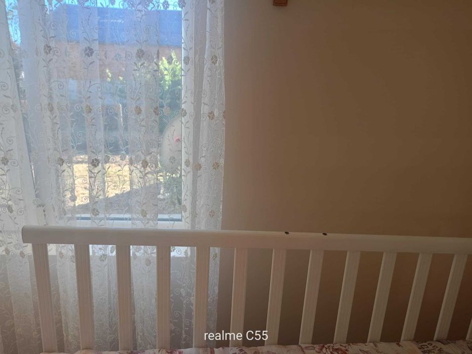 Легло за деца със решетка